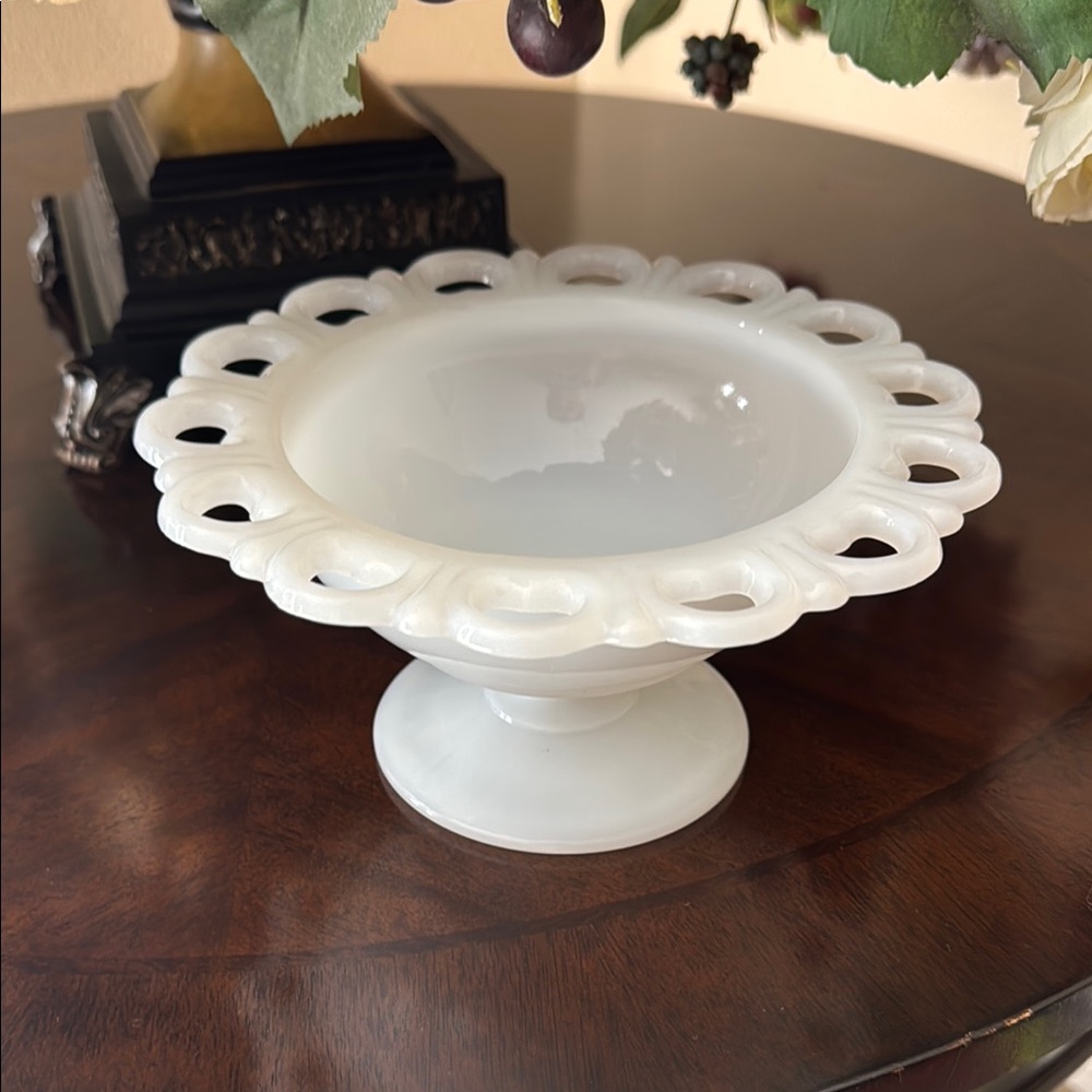 Anchor Hocking milk glass  White Pedestal Bowl